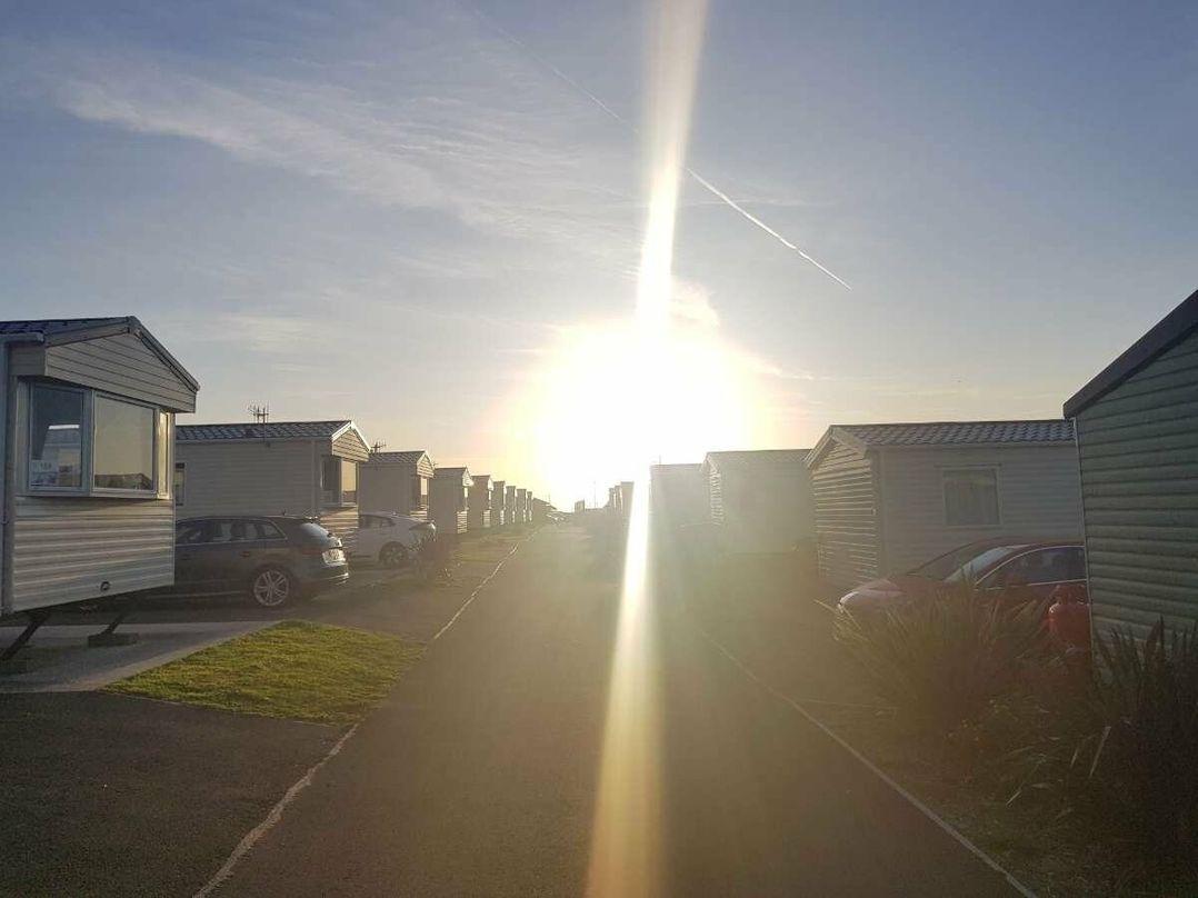 Clarach Bay Holiday Village - Holiday Accommodation 7666