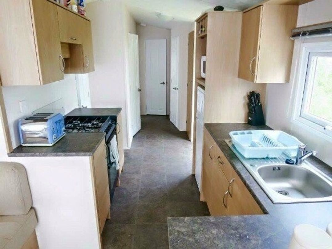 Looe Bay Holiday Park - Holiday Accommodation 772