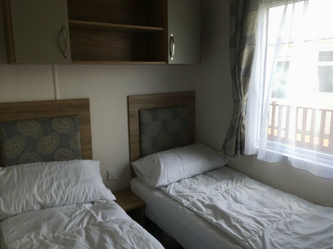 Kingfisher Caravan Park - Holiday Accommodation 7881