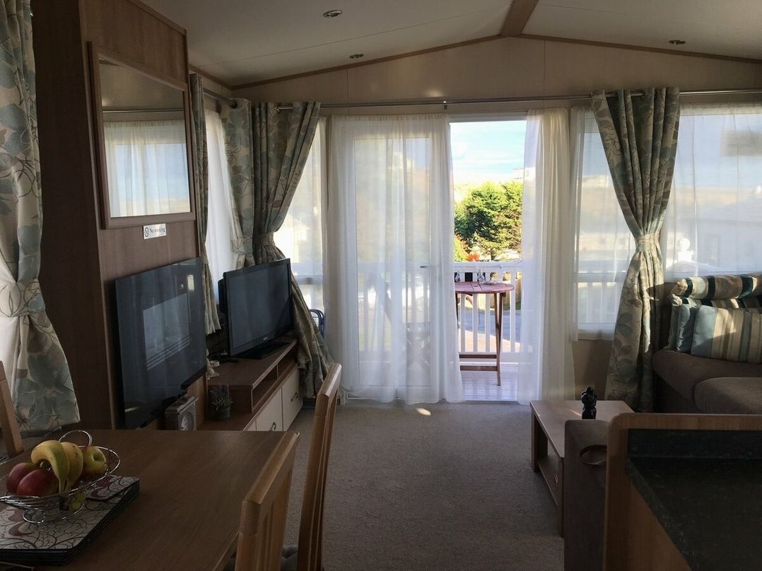 Devon Cliffs Holiday Park - Holiday Accommodation 7924