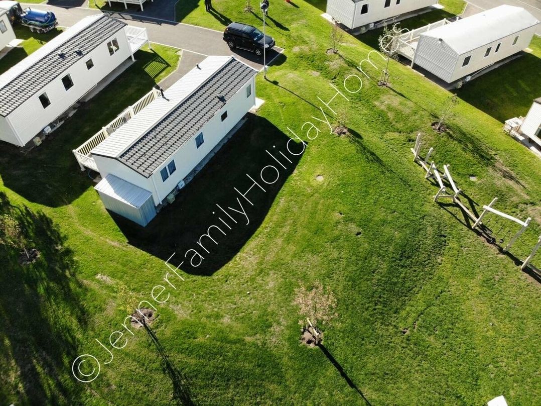 Tattershall Lakes Country Park - Holiday Accommodation 7942