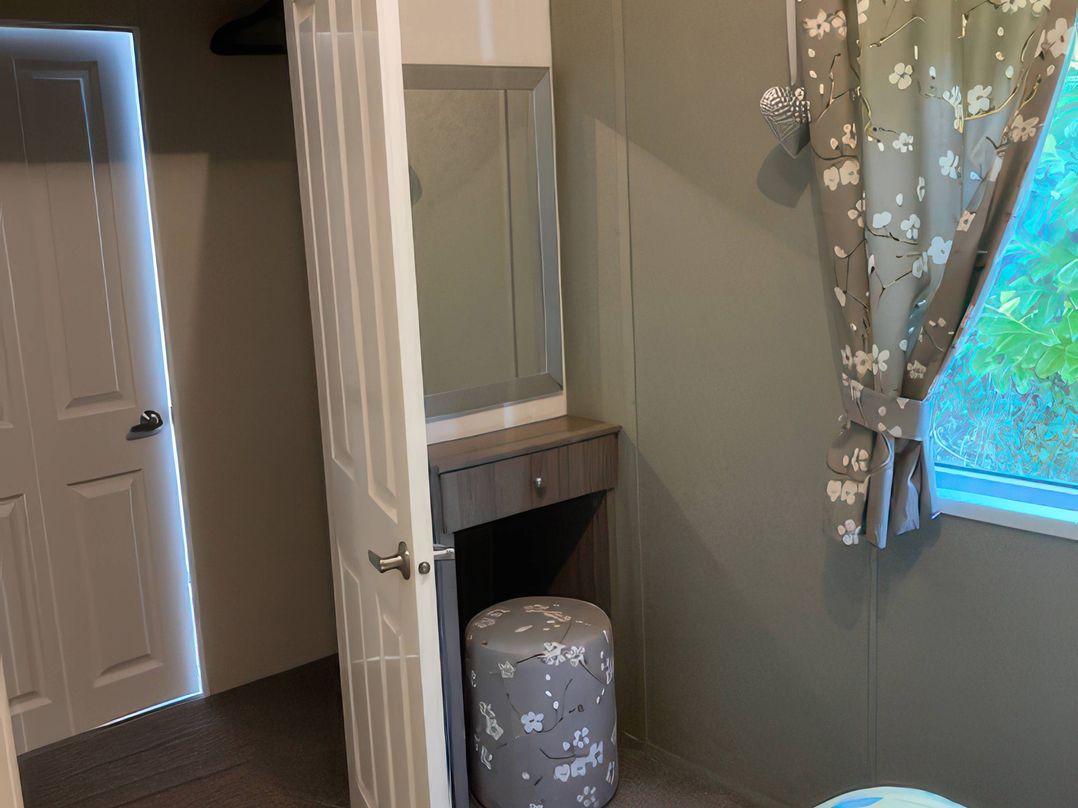 White Acres Holiday Park - Holiday Accommodation 8002