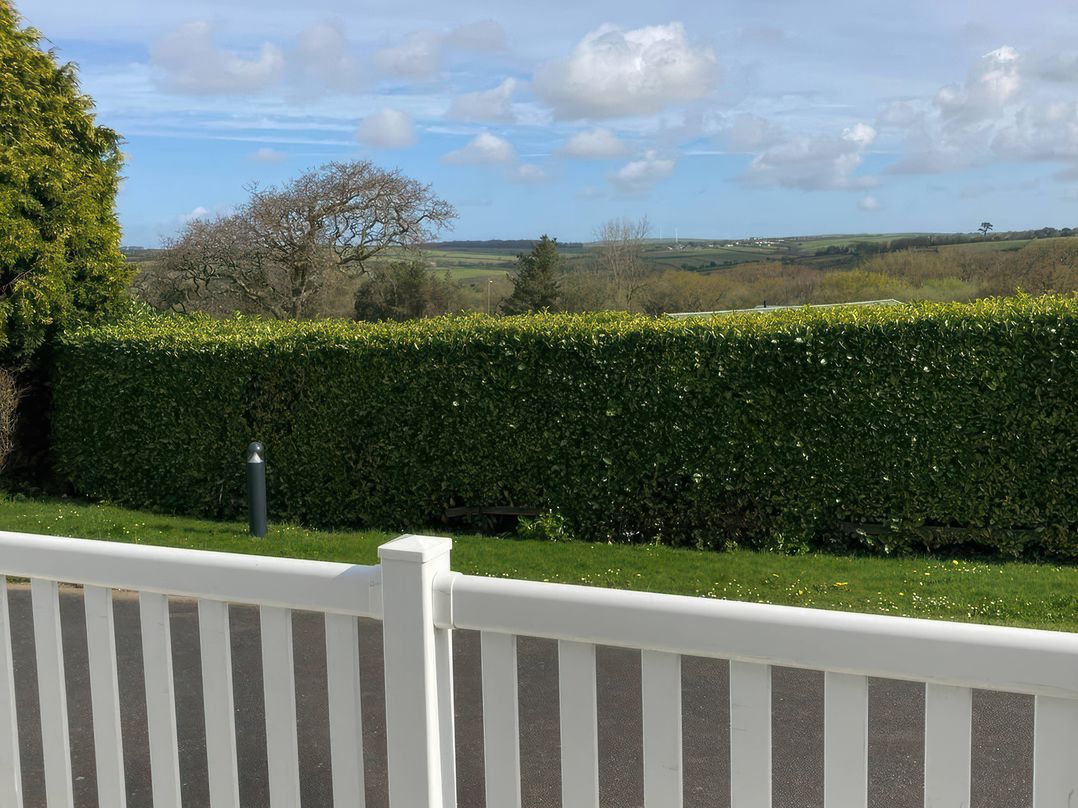 White Acres Holiday Park - Holiday Accommodation 8002