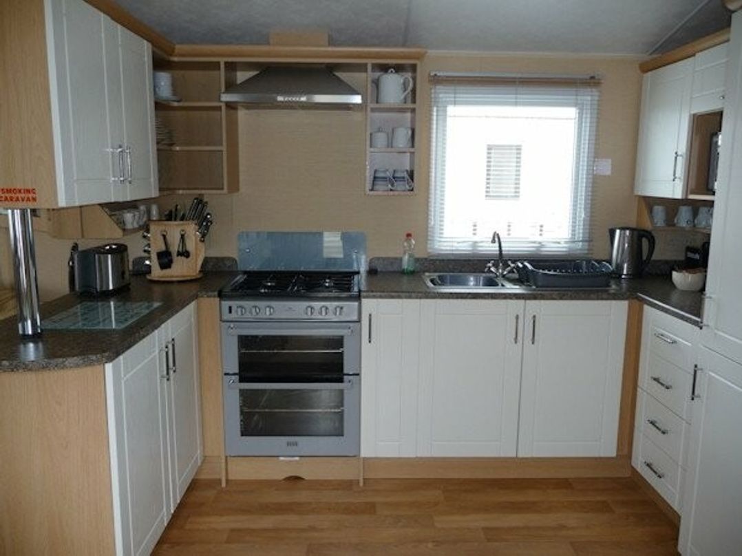 Kingfisher Caravan Park - Holiday Accommodation 809