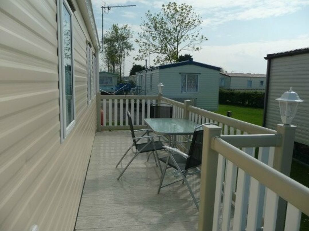 Kingfisher Caravan Park - Holiday Accommodation 809