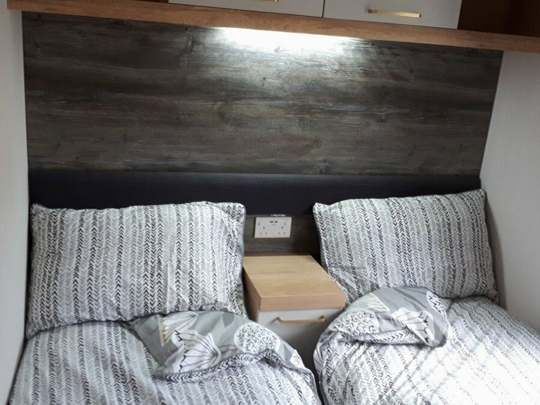 Blue Dolphin Holiday Park - Holiday Accommodation 8128