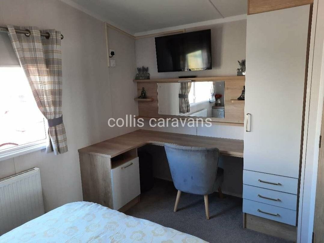 Blue Dolphin Holiday Park - Holiday Accommodation 8128