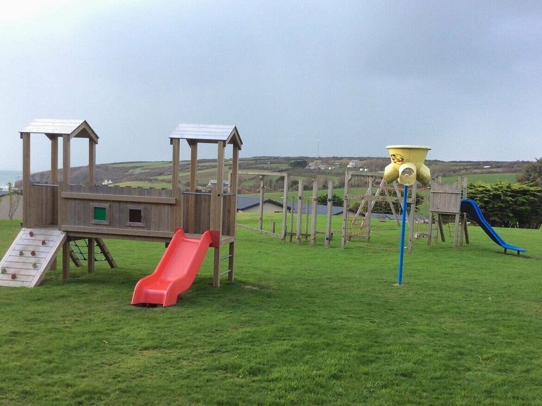 Praa Sands Holiday Park - Holiday Accommodation 8186