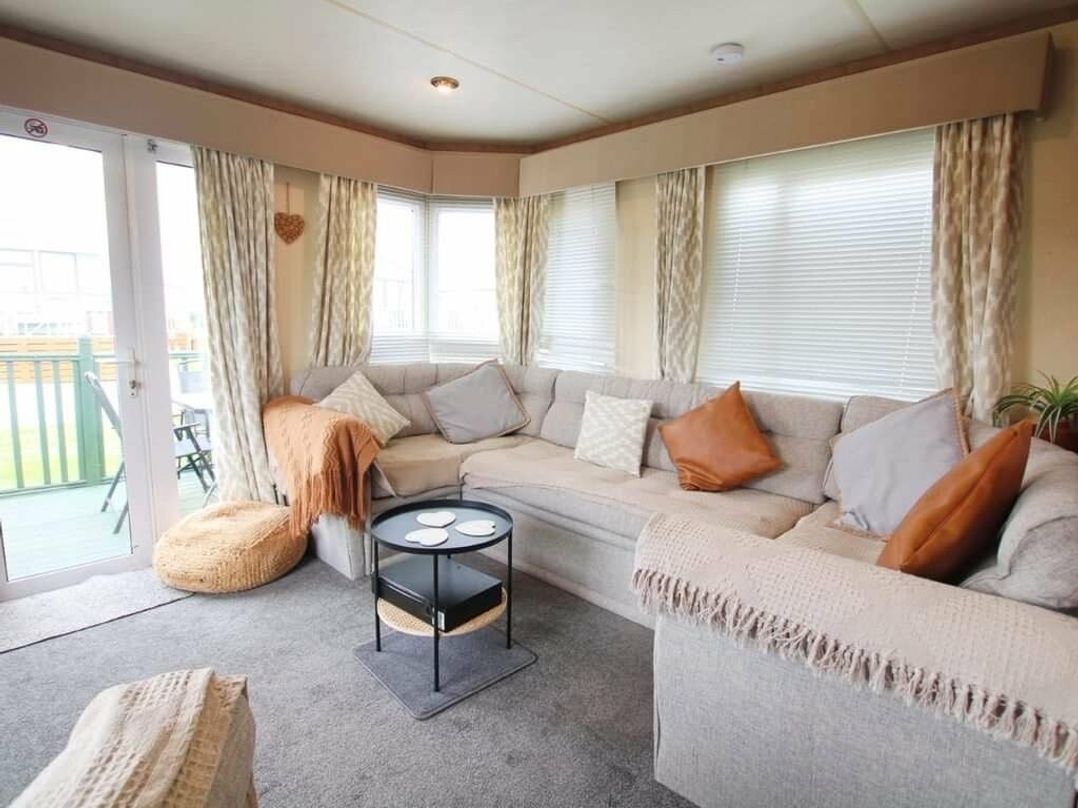 Ocean Edge Leisure Park - Holiday Accommodation 8297