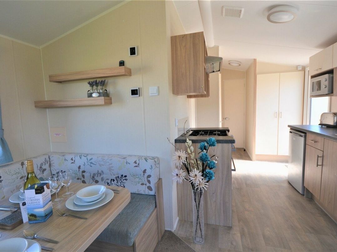 Perran Sands - Holiday Accommodation 8302