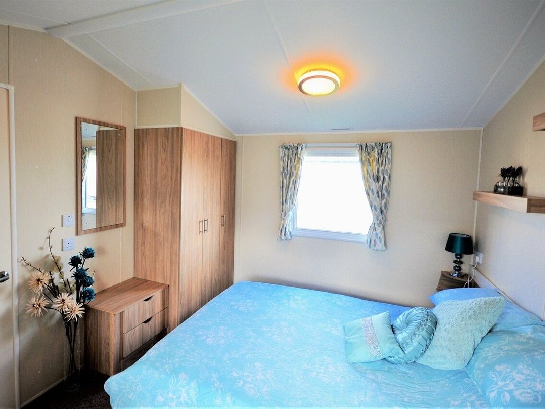 Perran Sands - Holiday Accommodation 8302