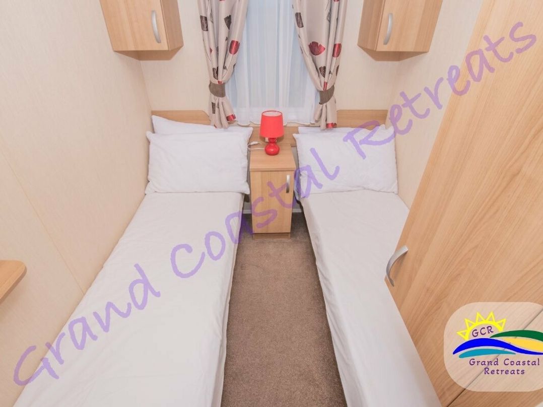 Devon Cliffs Holiday Park - Holiday Accommodation 8305