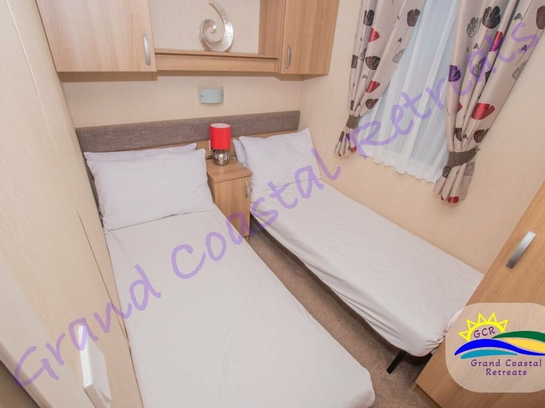 Devon Cliffs Holiday Park - Holiday Accommodation 8305