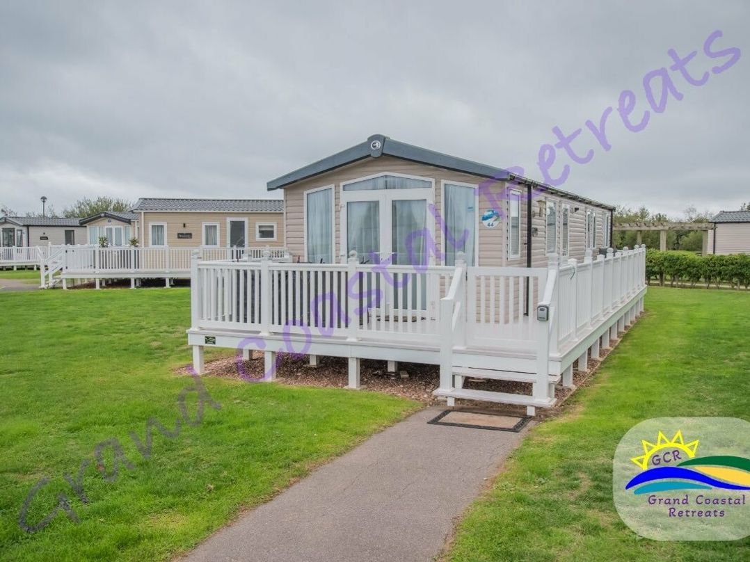 Devon Cliffs Holiday Park - Holiday Accommodation 8305