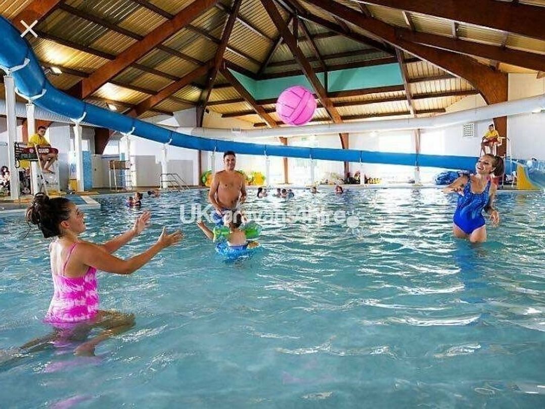 Ty Mawr Holiday Park - Holiday Accommodation 8600