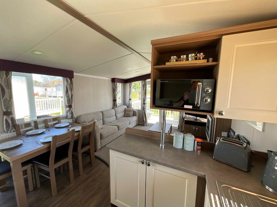 Lakeland Leisure Park - Holiday Accommodation 8661