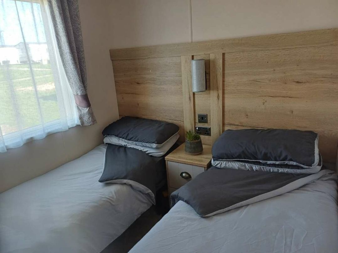 Cayton Bay Caravan Park - Holiday Accommodation 869