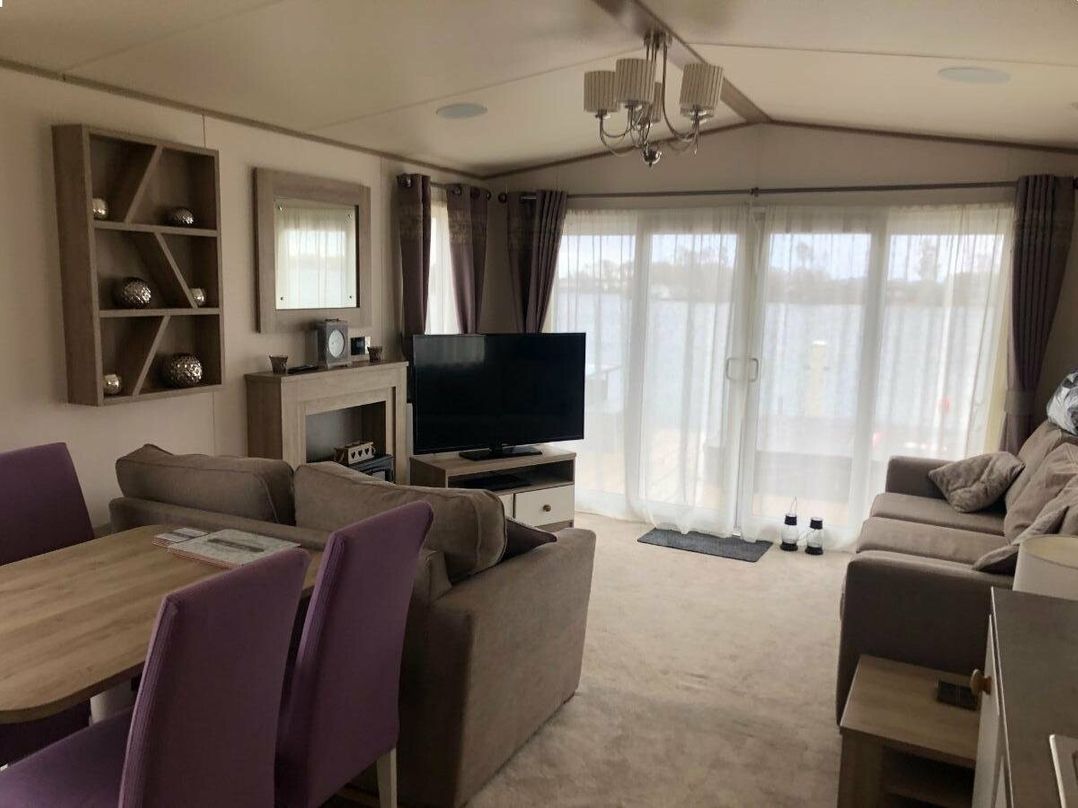 Tattershall Lakes Country Park - Holiday Accommodation 8722