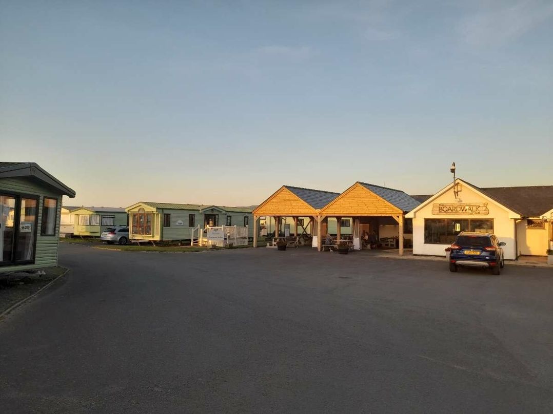 Searivers Caravan Park - Holiday Accommodation 8852