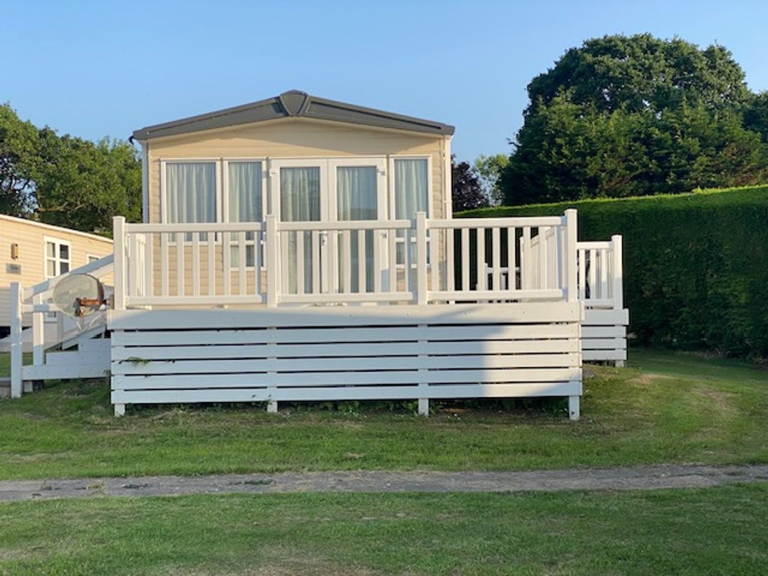 White Acres Holiday Park - Holiday Accommodation 895