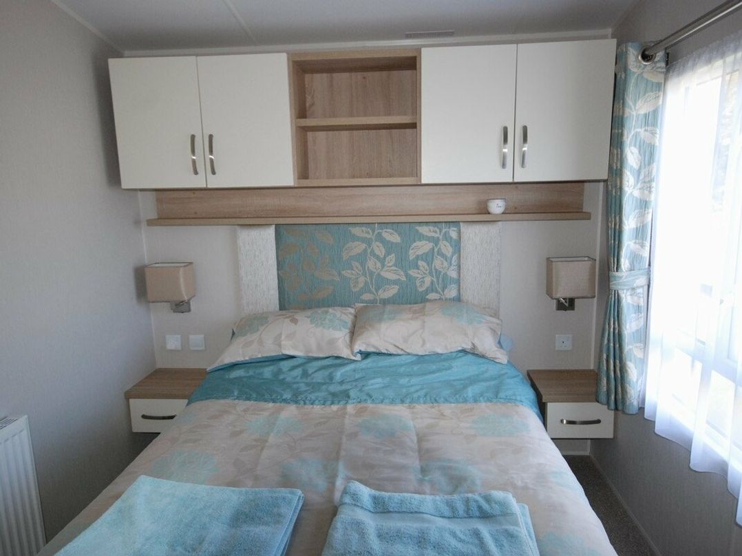 Pinewoods Holiday Park - Holiday Accommodation 9092