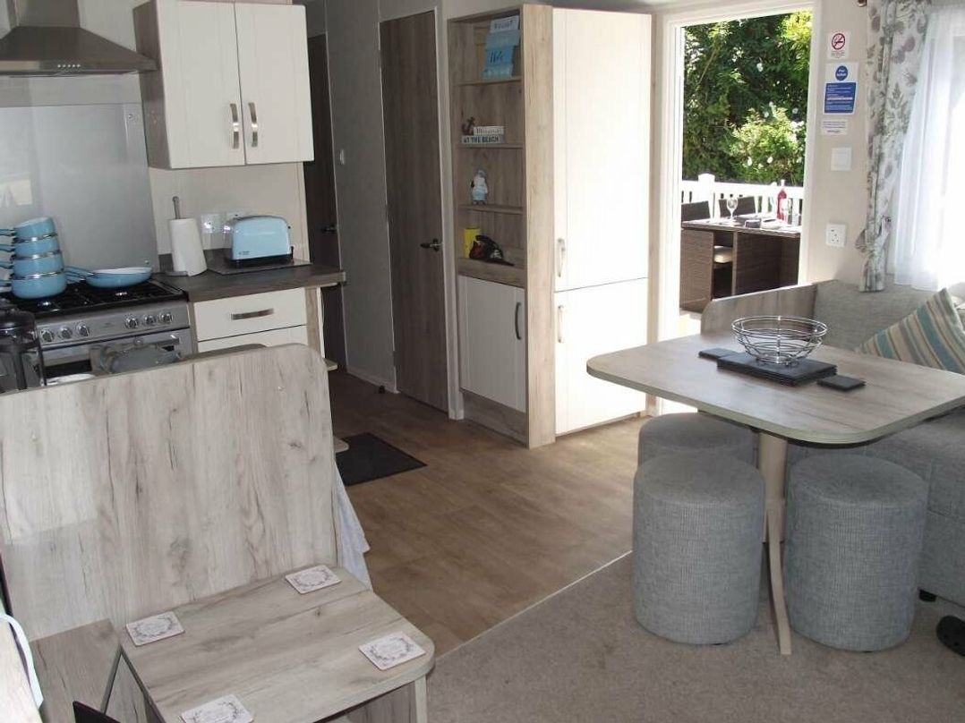 Waterside, Paignton - Holiday Accommodation 9102