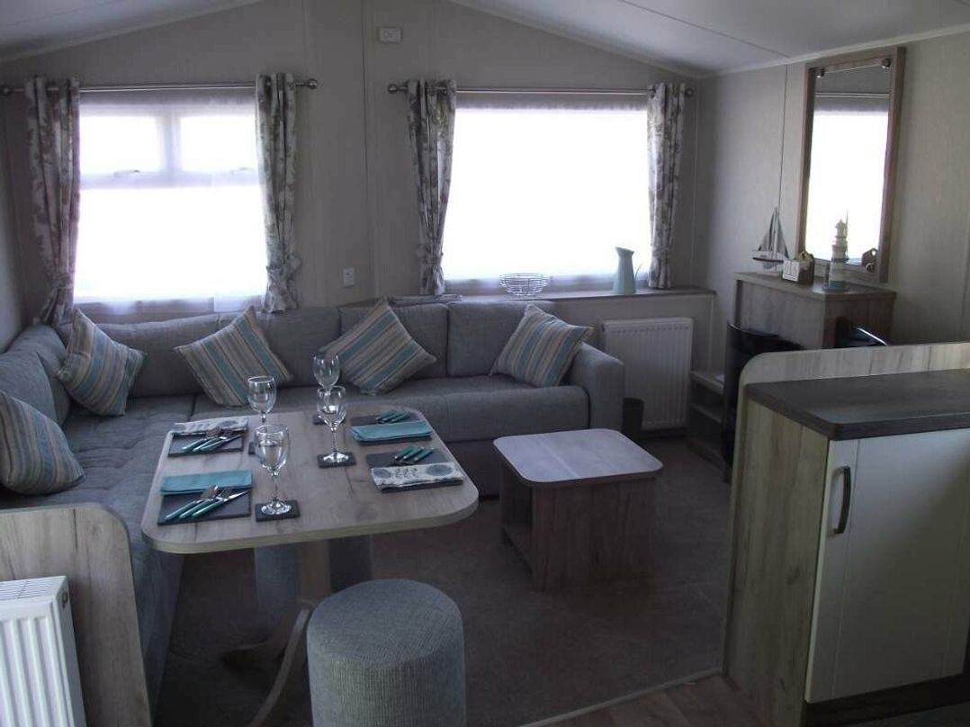 Waterside, Paignton - Holiday Accommodation 9102