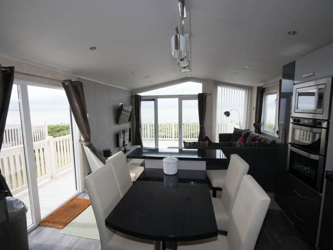 Hoburne Blue Anchor - Holiday Accommodation 9444