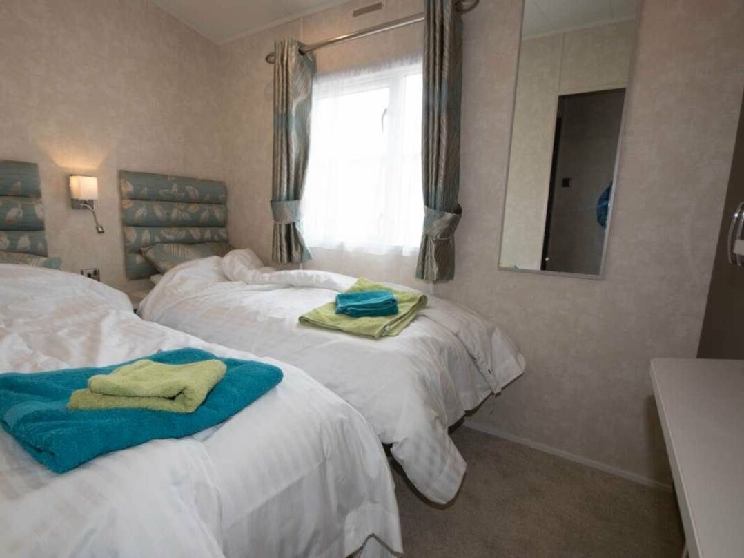 Hoburne Blue Anchor - Holiday Accommodation 9444