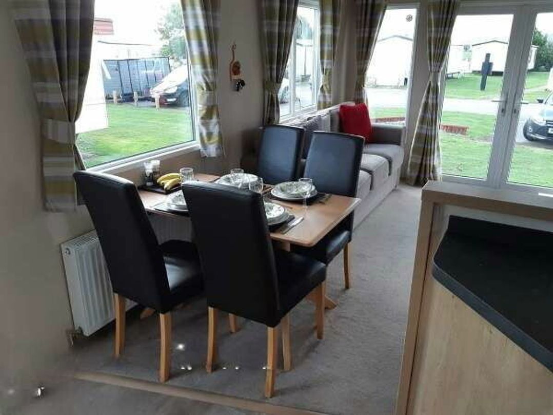 Ty Mawr Holiday Park - Holiday Accommodation 9533