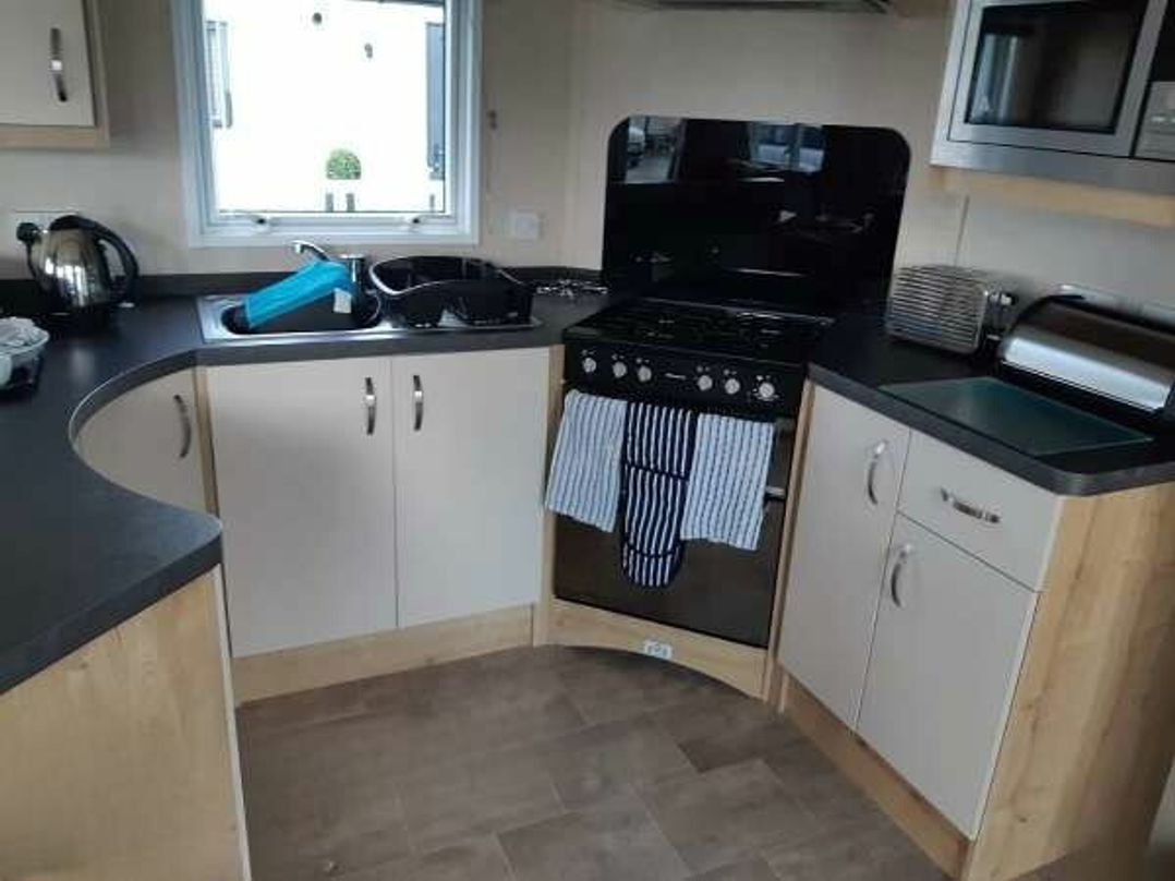 Ty Mawr Holiday Park - Holiday Accommodation 9533