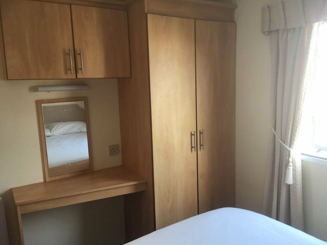 Lyons Robin Hood - Holiday Accommodation 9562