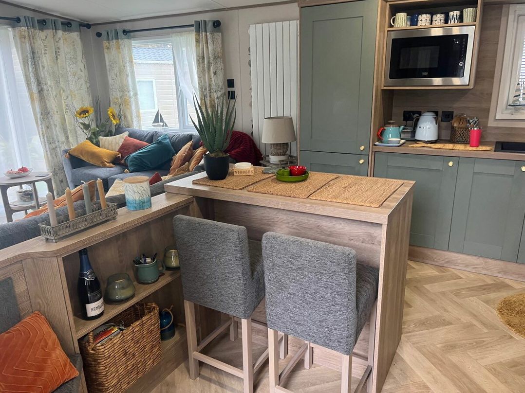 Shorefield Country Park - Holiday Accommodation 9589