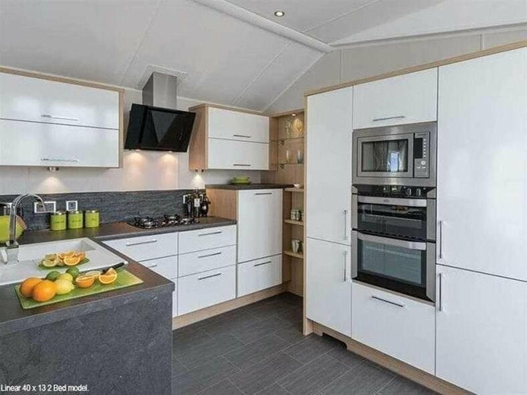 Tattershall Lakes Country Park - Holiday Accommodation 9642