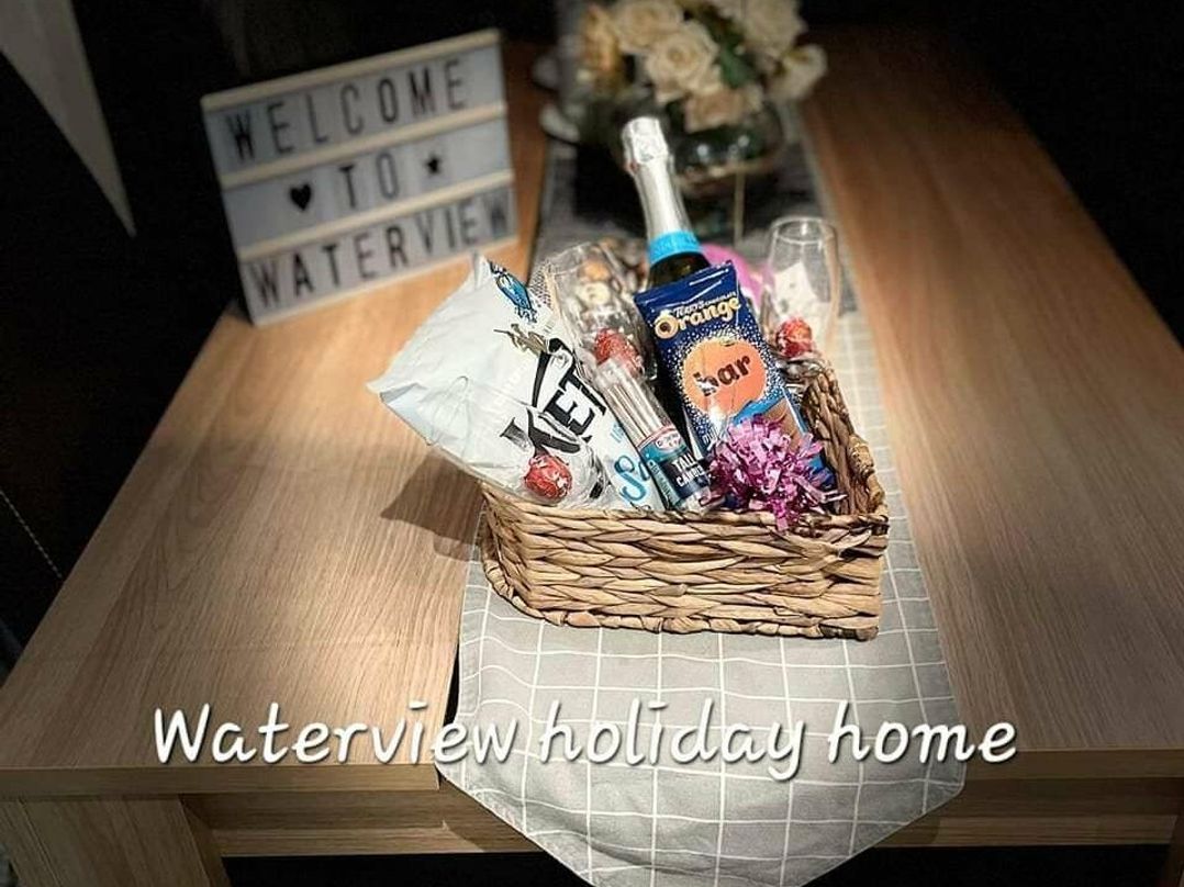 Tattershall Lakes Country Park - Holiday Accommodation 9642