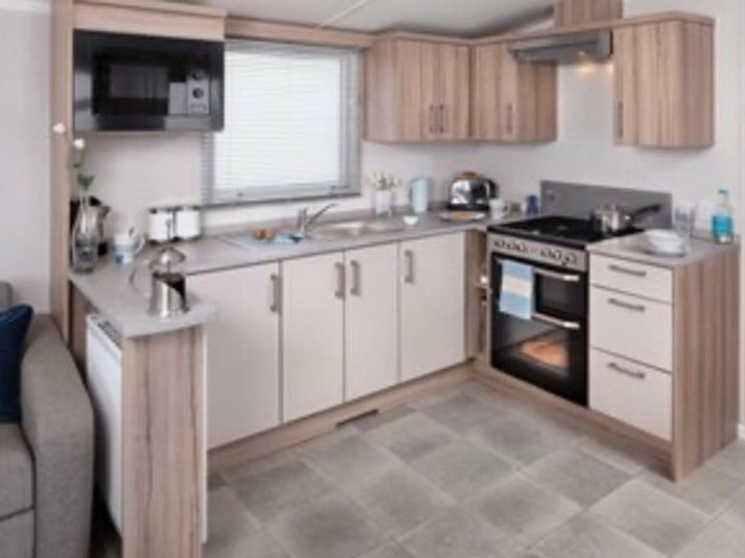 Trecco Bay - Holiday Accommodation 9797