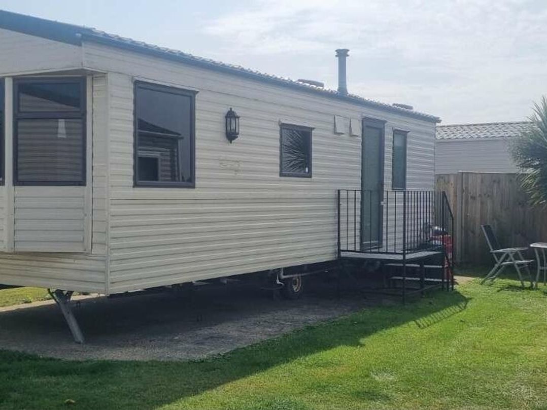 Green Farm Caravan Park - Holiday Accommodation 9807