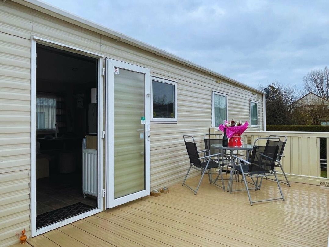 Spring Willows Leisure Park - Holiday Accommodation 9848