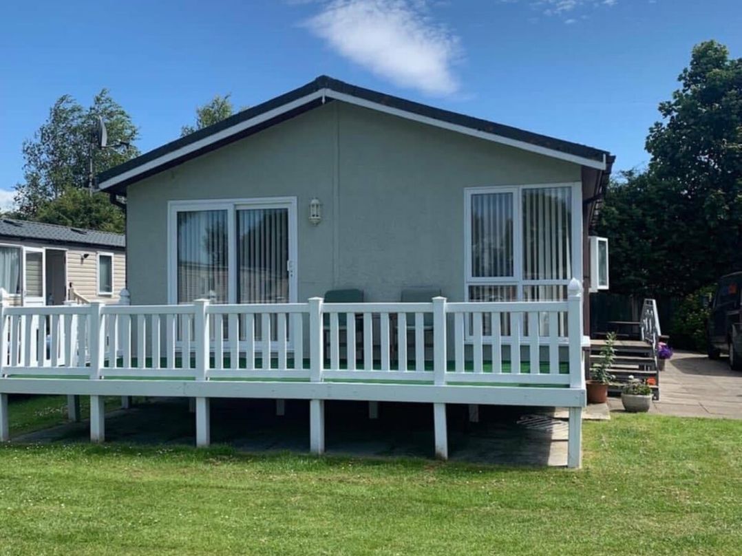 Lakeland Leisure Park - Holiday Accommodation 9854