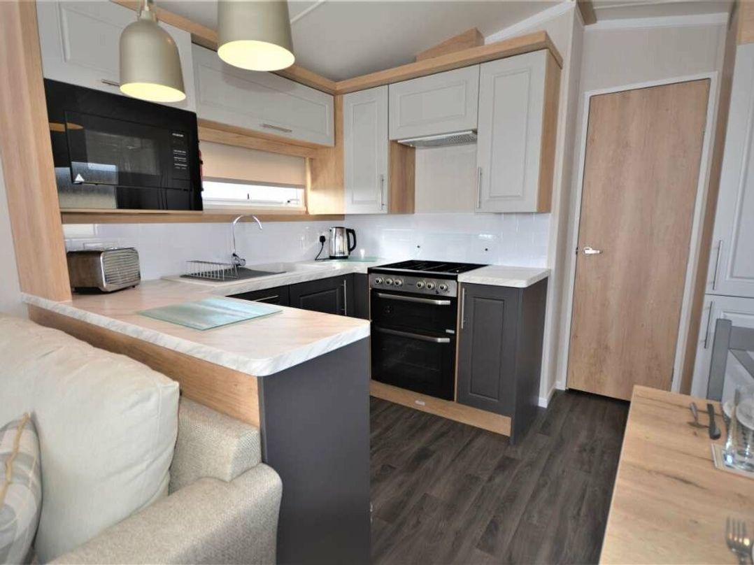 Perran Sands - Holiday Accommodation 9871