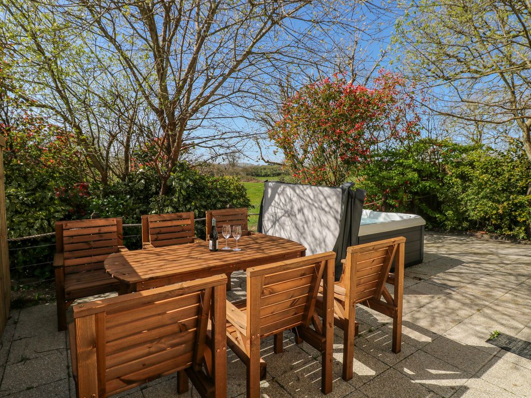 Oak Tree Cottage - Gower