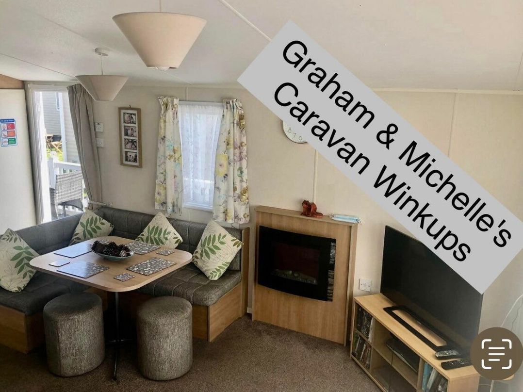 Lyons Winkups and Primrose - Holiday Accommodation 4006