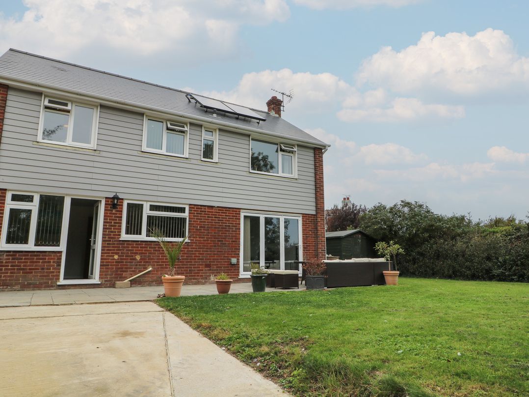 Walmer Court Farmhouse