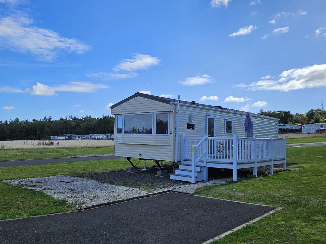 Thurston Manor Caravan Park, Pony Meadow