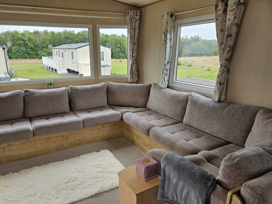 Thurston Manor Caravan Park, Pony Meadow