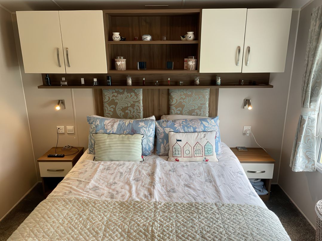 5 Rush Grove Caravan