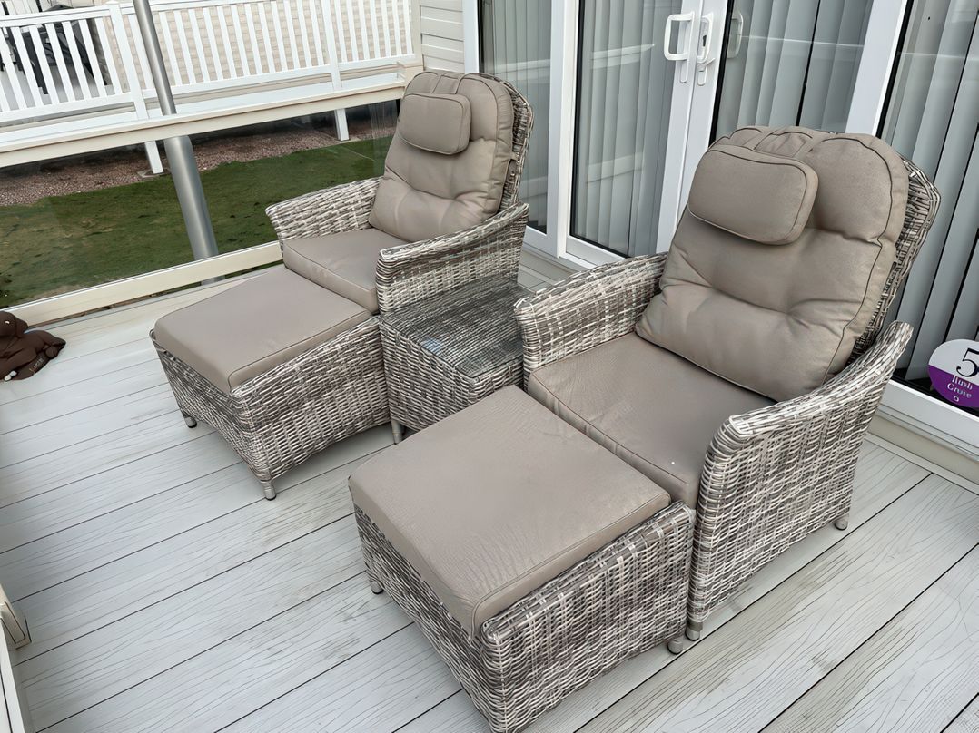 5 Rush Grove Caravan