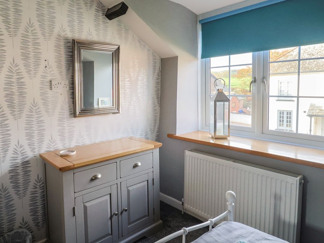 Rushmoor Cottage