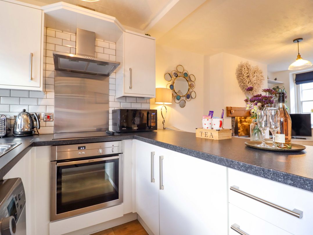 Periwinkle Cottage