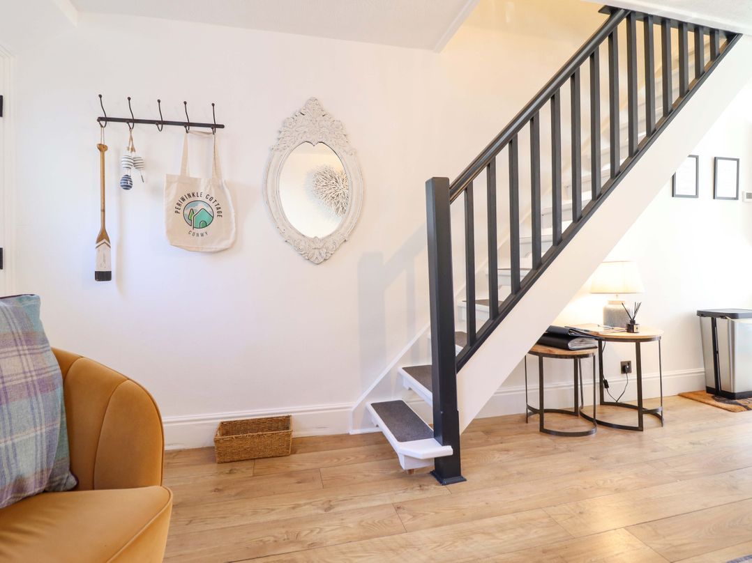 Periwinkle Cottage